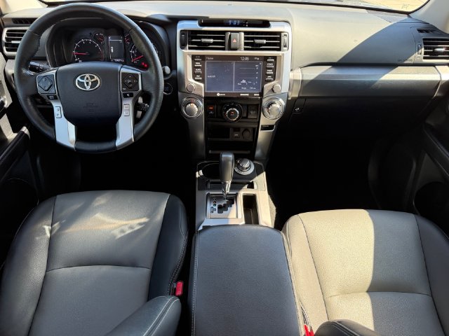 Used 2023 Toyota 4Runner SR5 Premium w/ Moonroof Package AWD/4WD image 23