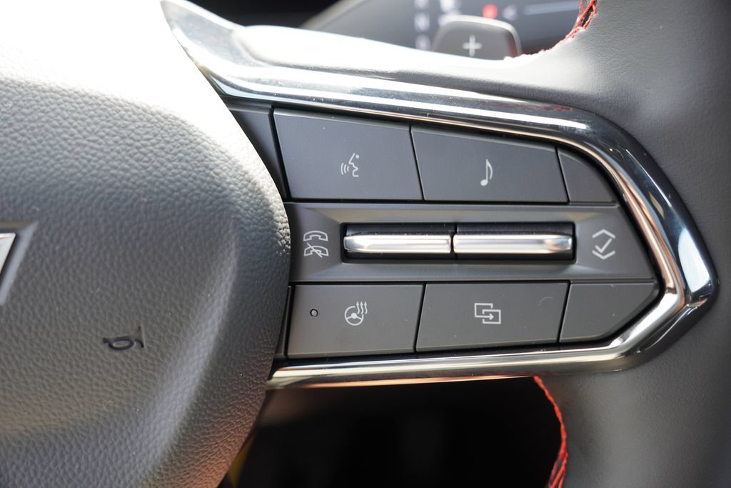 New 2027 Chevrolet Traverse RS AWD/4WD image 19
