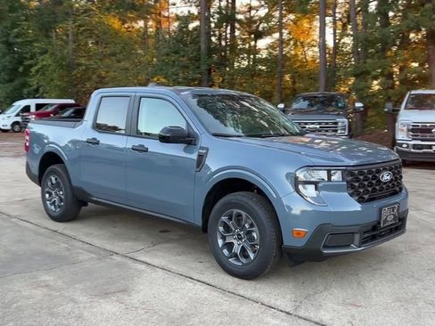 New 2025 Ford Maverick XLT w/ XLT Luxury Package image 8