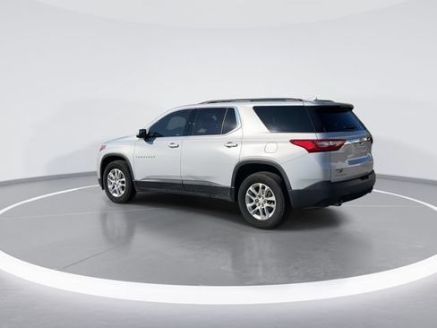 Used 2021 Chevrolet Traverse LT FWD image 5