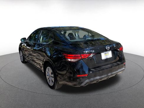 Used 2025 Nissan Sentra S image 5