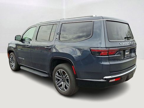 Certified 2025 Jeep Wagoneer 4WD image 5