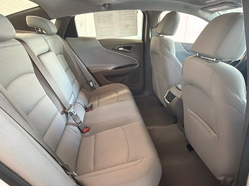 Used 2024 Chevrolet Malibu LT image 27