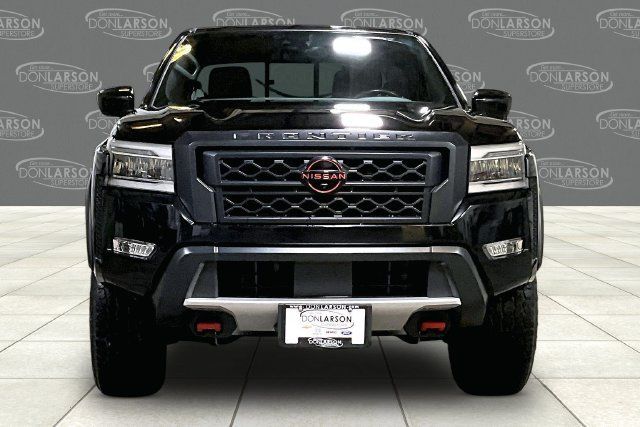 Used 2022 Nissan Frontier PRO-4X AWD/4WD image 2