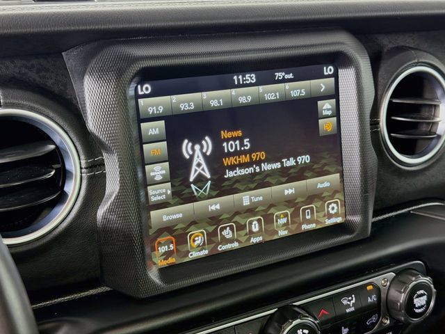 Used 2019 Jeep Wrangler Unlimited Sahara w/ Uconnect 4C Nav & Sound Group AWD/4WD image 15