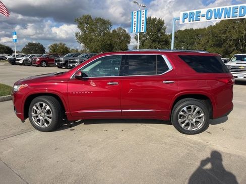 Used 2020 Chevrolet Traverse Premier image 3