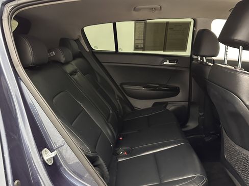 Used 2019 Kia Sportage EX image 32