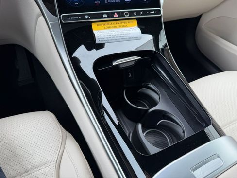 New 2026 Mercedes-Benz GLC 300 4MATIC image 28