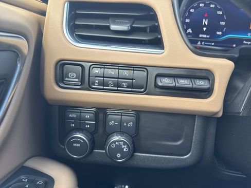 Used 2023 Chevrolet Tahoe Premier w/ Premium Package 2 image 18