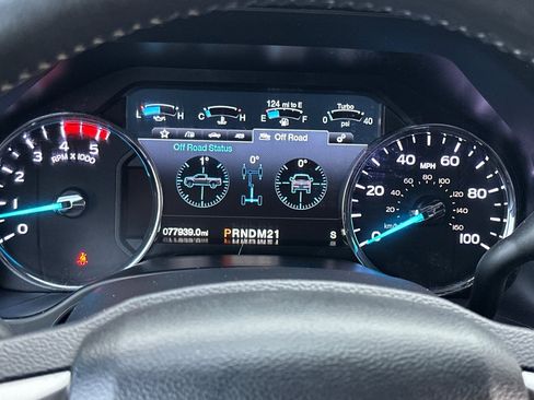 Used 2018 Ford F250 Lariat w/ Lariat Ultimate Package image 28