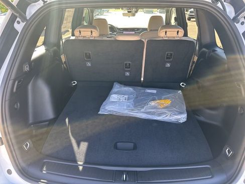 New 2025 Jeep Grand Cherokee Limited image 34