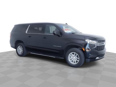 Used 2024 Chevrolet Suburban LT