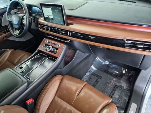 Used 2022 Lincoln Aviator Reserve w/ Equipment Group 201A RWD image 19