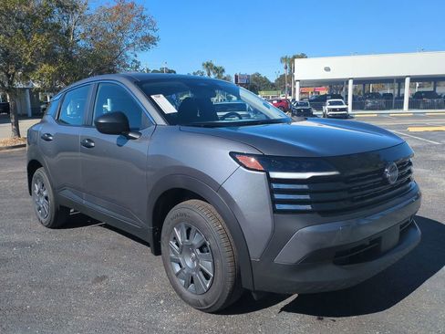 New 2026 Nissan Kicks S image 2