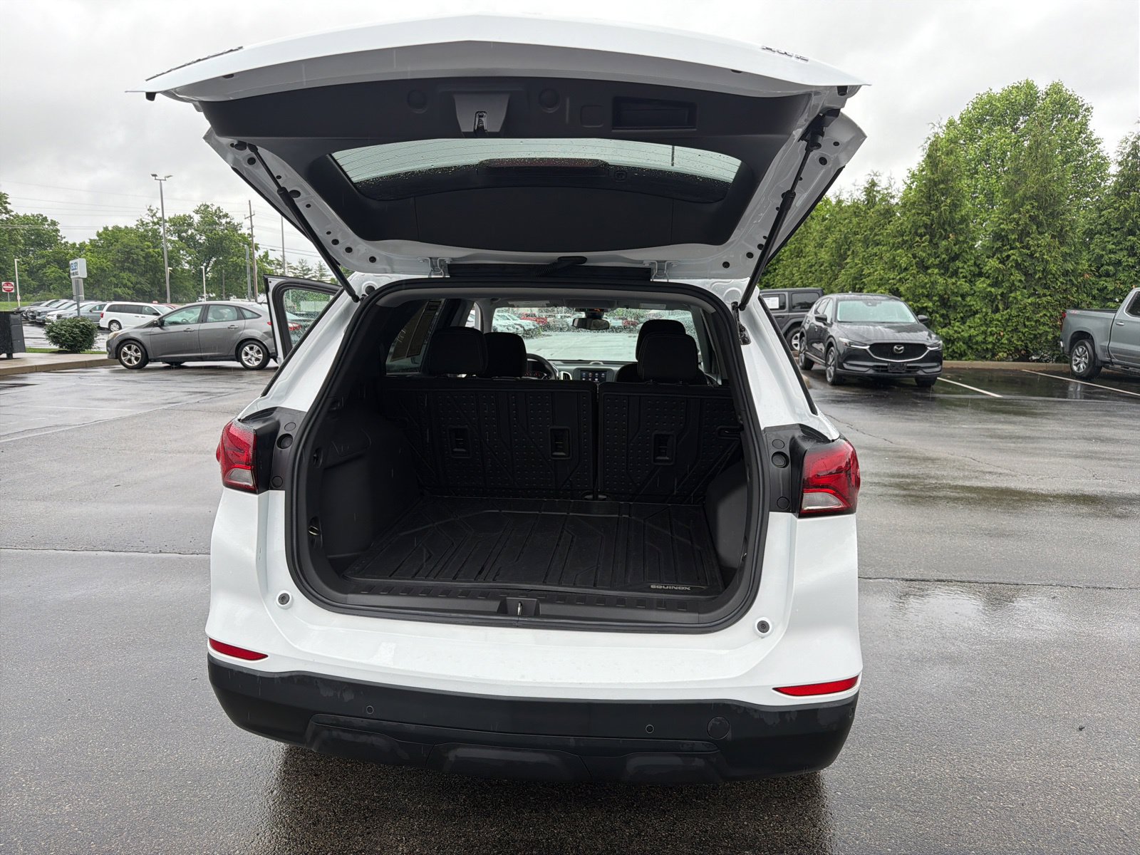 Used 2024 Chevrolet Equinox LS w/ LS Convenience Package AWD/4WD image 26