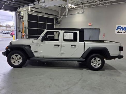 Used 2020 Jeep Gladiator Sport w/ Quick Order Package 23S image 4