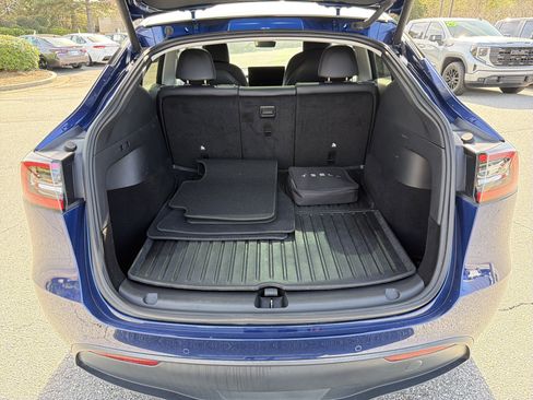 Used 2021 Tesla Model Y Long Range image 29