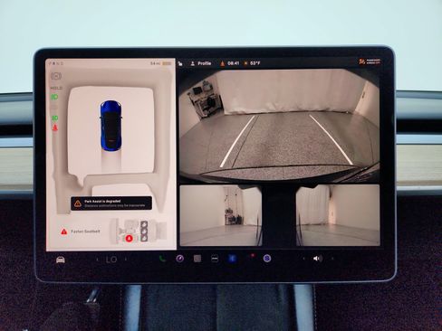 Used 2023 Tesla Model Y Long Range image 12