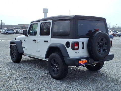 Used 2023 Jeep Wrangler Sport image 6