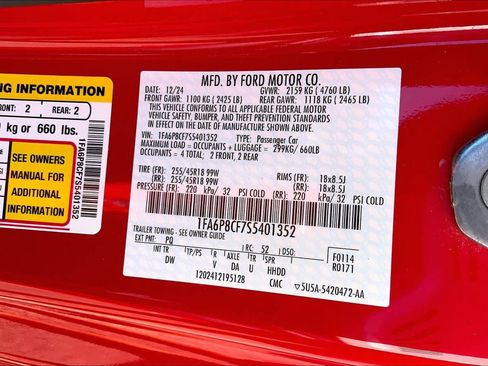 Used 2025 Ford Mustang GT RWD image 35