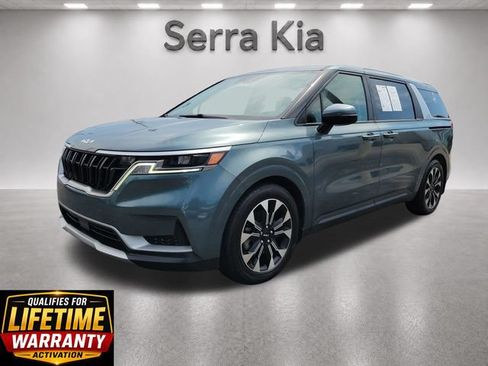 Used 2024 Kia Carnival EX FWD image 1
