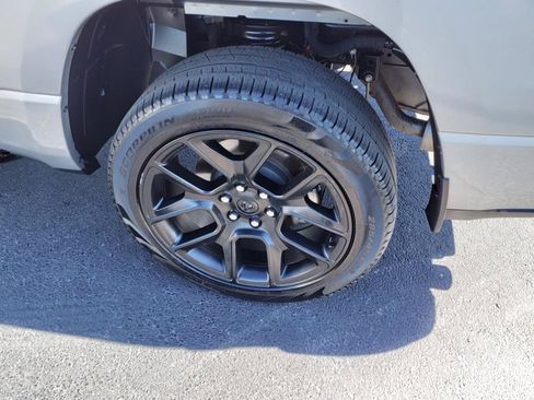 Used 2023 RAM 1500 Laramie AWD/4WD image 25