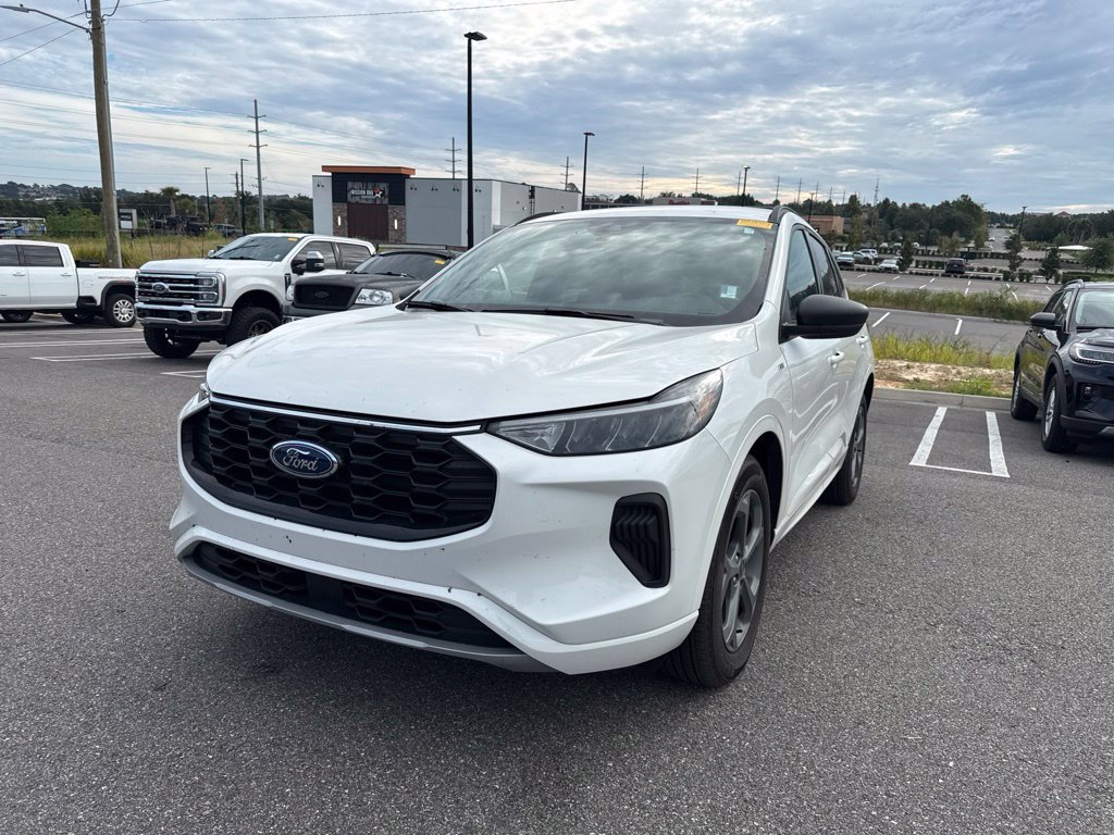 Used 2024 Ford Escape ST-Line w/ Equipment Group 301A FWD image 5