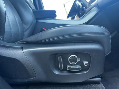 Used 2019 Land Rover Range Rover Sport HSE Dynamic image 30