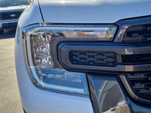 New 2025 Ford Ranger XLT w/ Trailer Tow Package RWD image 7