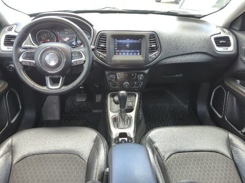 Used 2018 Jeep Compass Latitude w/ Popular Equipment Group AWD/4WD image 7