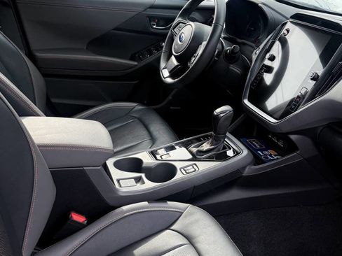 Used 2024 Subaru Crosstrek 2.5i Limited image 8