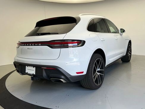 Certified 2023 Porsche Macan AWD/4WD image 22