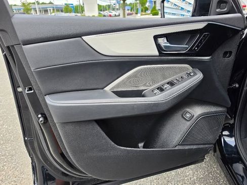 Used 2023 Acura MDX SH-AWD w/ Technology Package image 19