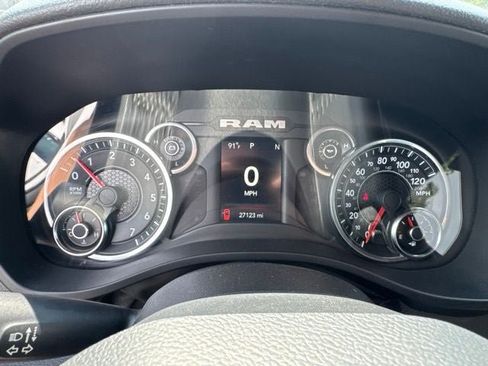 Used 2023 RAM 1500 Big Horn AWD/4WD image 13