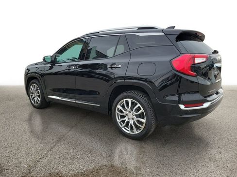 Used 2022 GMC Terrain Denali AWD/4WD image 3
