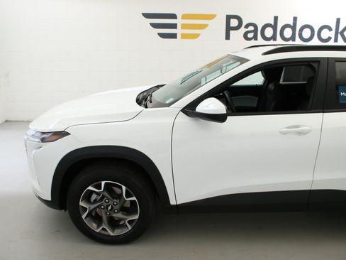 Certified 2025 Chevrolet Trax LT w/ Driver Confidence Package FWD image 5