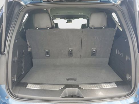 Used 2025 Chevrolet Tahoe Premier image 12