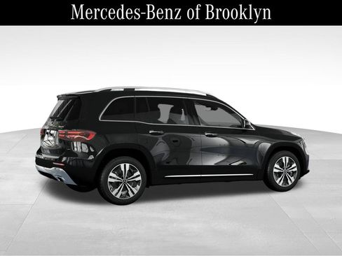 Used 2025 Mercedes-Benz GLB 250 4MATIC image 19