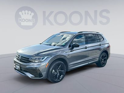 Used 2024 Volkswagen Tiguan SE R-Line