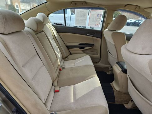 Used 2009 Honda Accord LX image 17