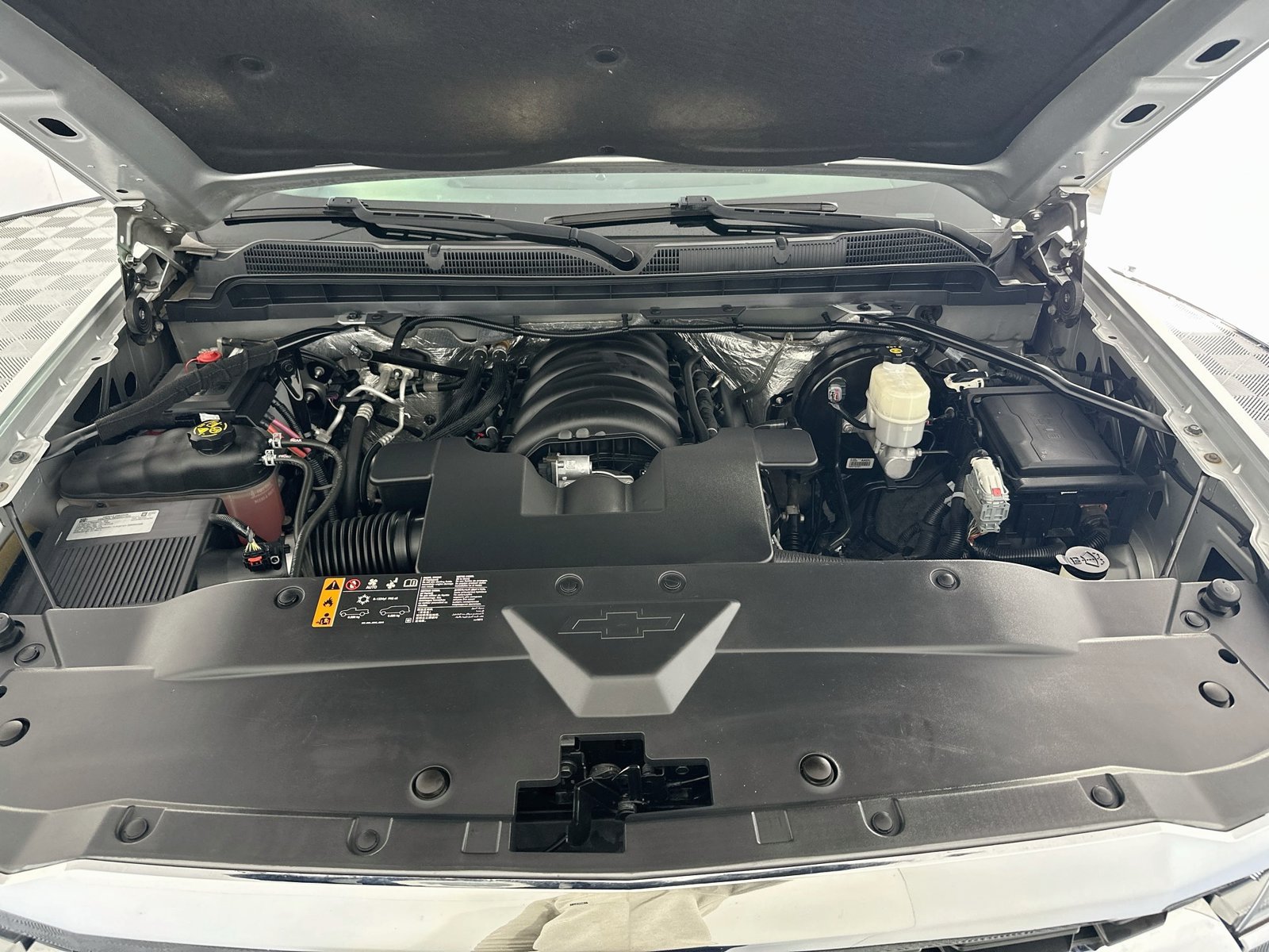 Used 2018 Chevrolet Silverado 1500 LT AWD/4WD image 28