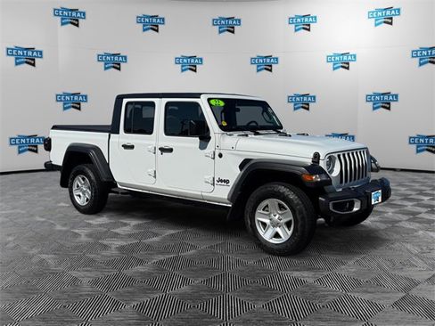 Certified 2022 Jeep Gladiator Sport image 8