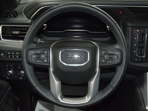 Used 2024 GMC Yukon Denali w/ LPO, Floor Liner Package image 38