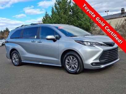 Certified 2025 Toyota Sienna XLE