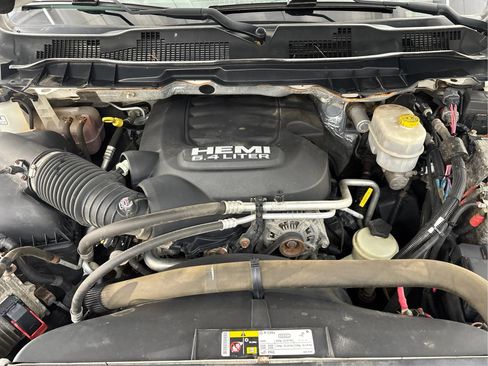 Used 2016 RAM 3500 Tradesman w/ Chrome Appearance Group AWD/4WD image 28