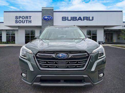 Used 2023 Subaru Forester Premium image 8