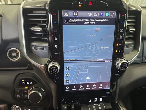 New 2026 RAM 1500 4x4 Crew Cab image 23