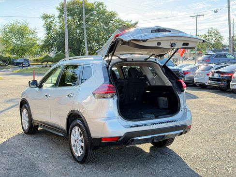 Used 2018 Nissan Rogue SV AWD/4WD image 31