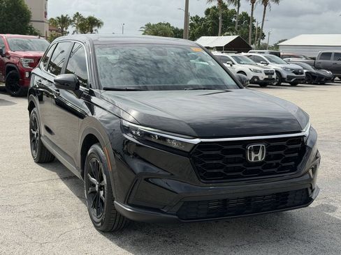 Used 2024 Honda CR-V EX image 2