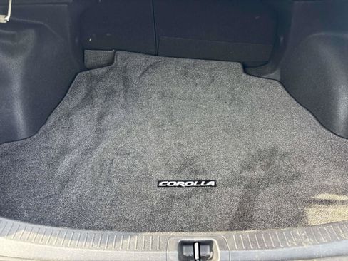 Used 2023 Toyota Corolla LE w/ Carpet Mat Package (TMS) FWD image 11